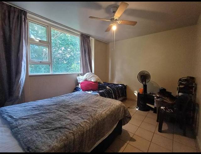 1 BEDROOM APARTMENT FOR SALE IN ESSENWOOD